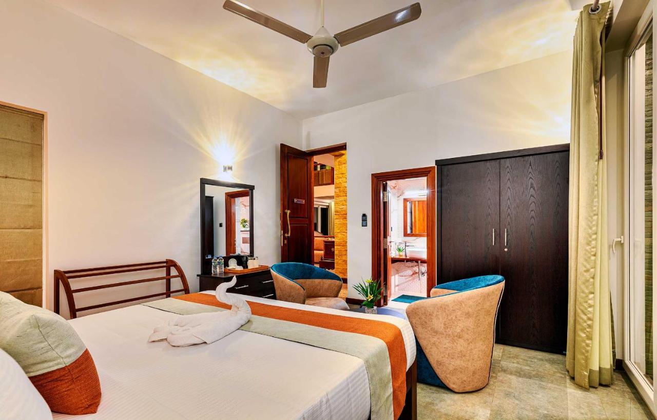 The Palace By Ocean Bentota Exterior photo