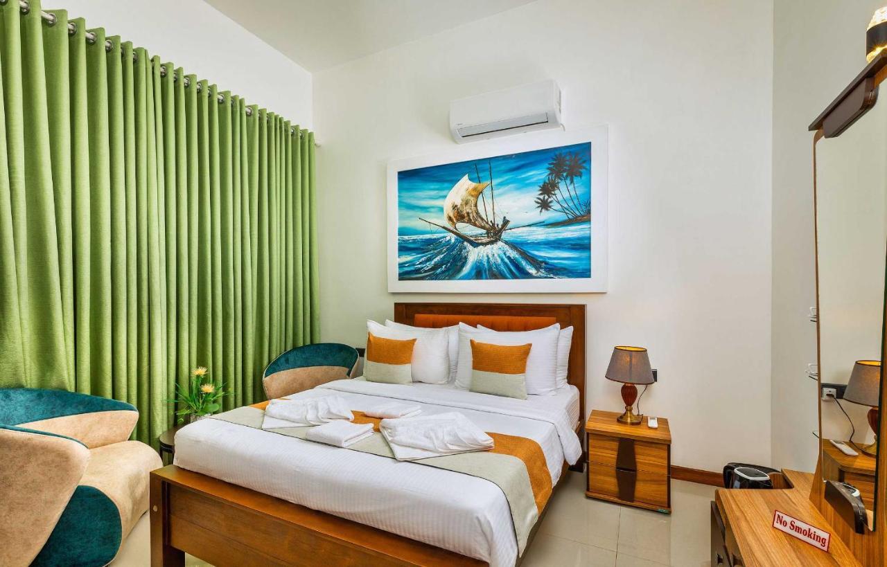 The Palace By Ocean Bentota Exterior photo